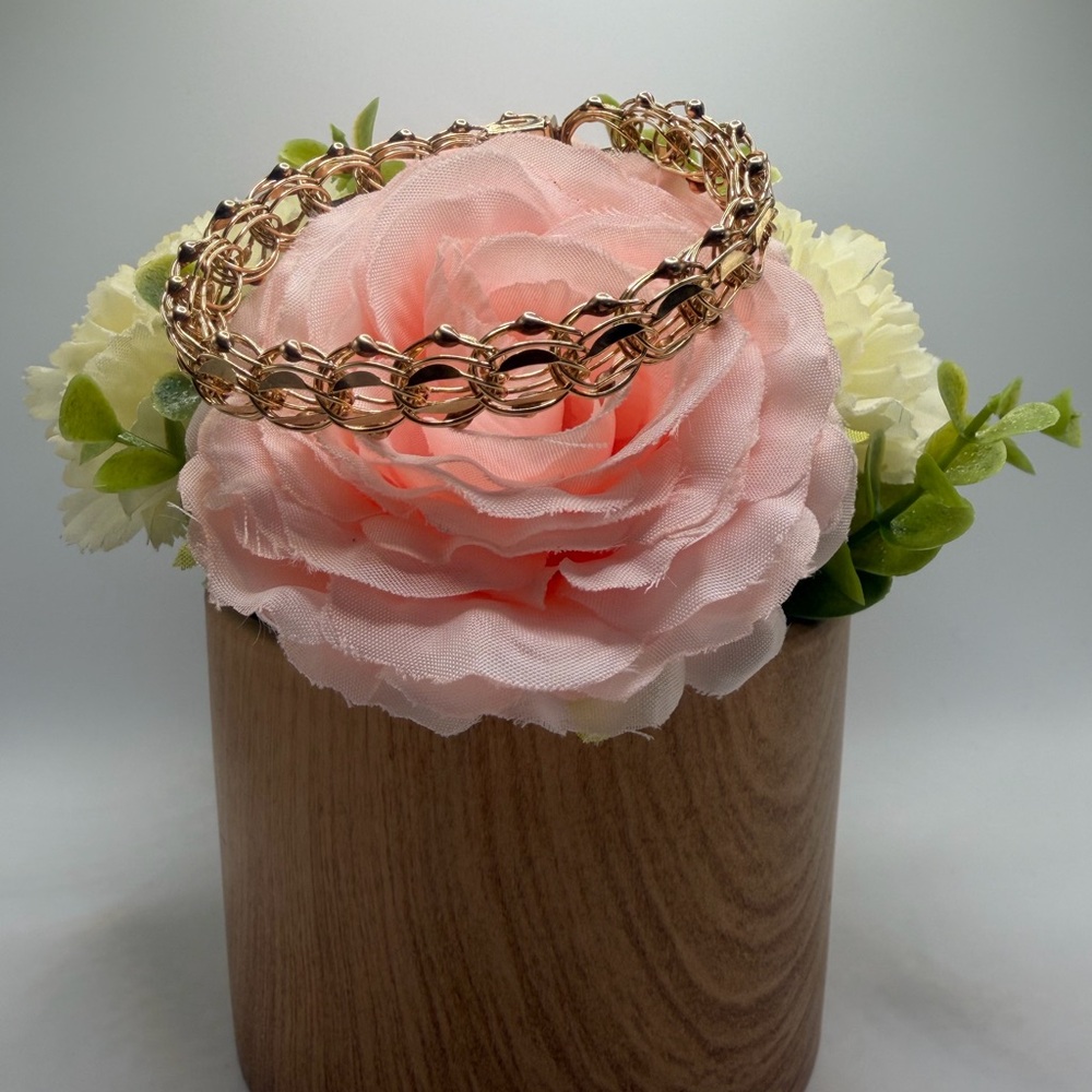 Elegant 14k Gold Chain Bracelet